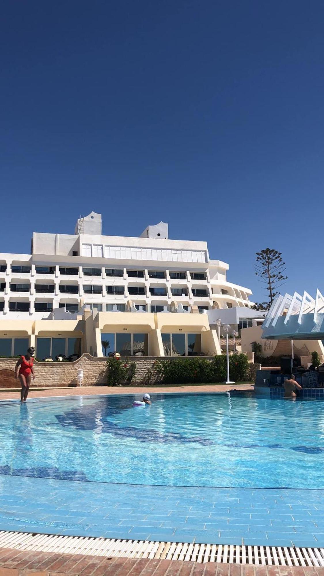 Borg El Arab Beach Resort מראה חיצוני תמונה The Grand Hotel